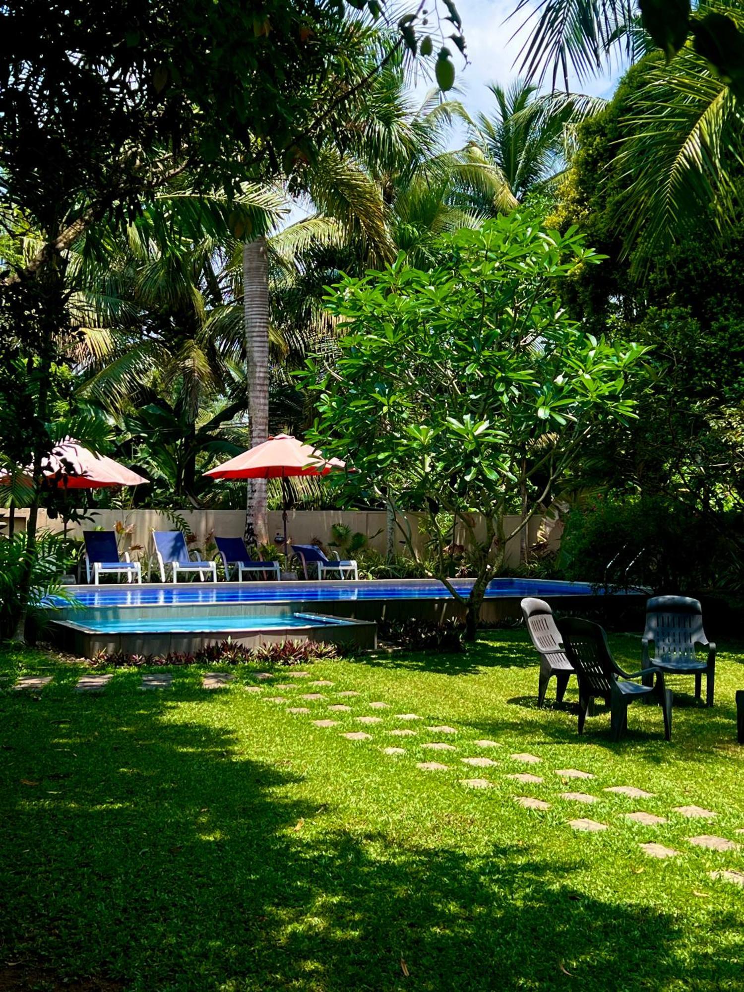 Hikka Villa Hikkaduwa Exterior photo