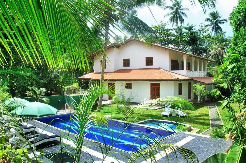 Hikka Villa Hikkaduwa Exterior photo